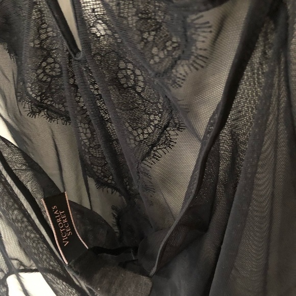 Victoria’s Secret V Wire Lace Teddy Thong Bodysuit in Black M - Picture 10 of 13